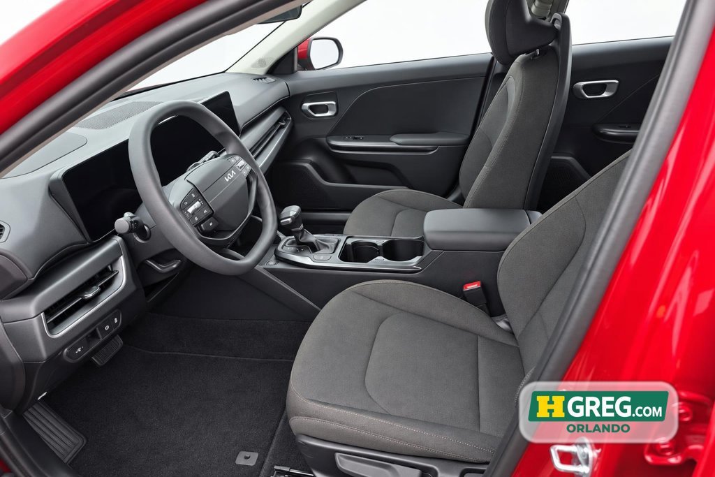 Used 2026 Currant Red Kia LXS image 7