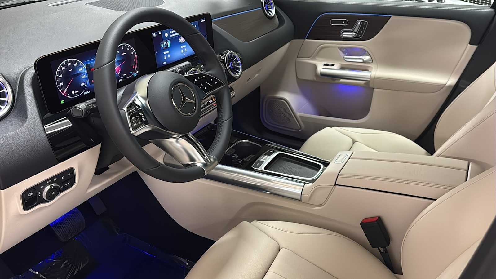New 2026 Night Black Mercedes-Benz GLA 250 image 30