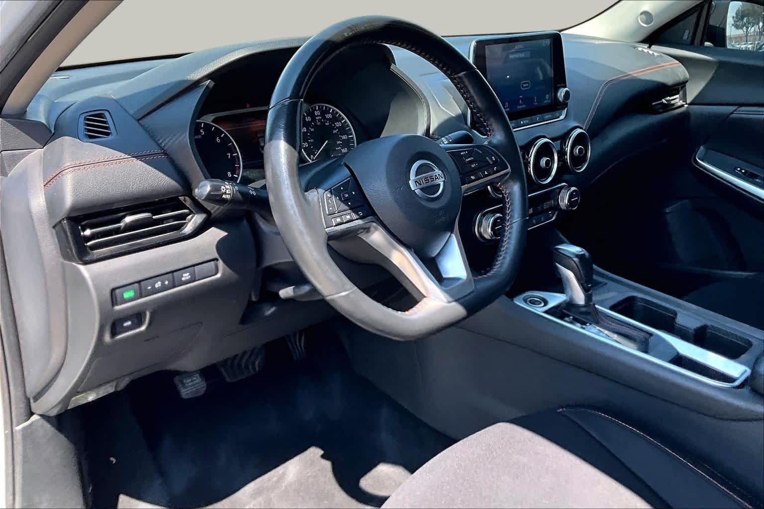 Used 2023 Aspen White Tricoat Nissan SR image 18