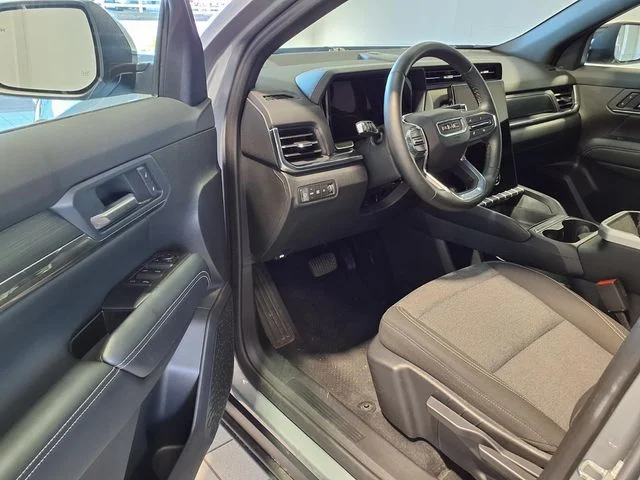 Used 2026 Sterling Metallic GMC Elevation image 7