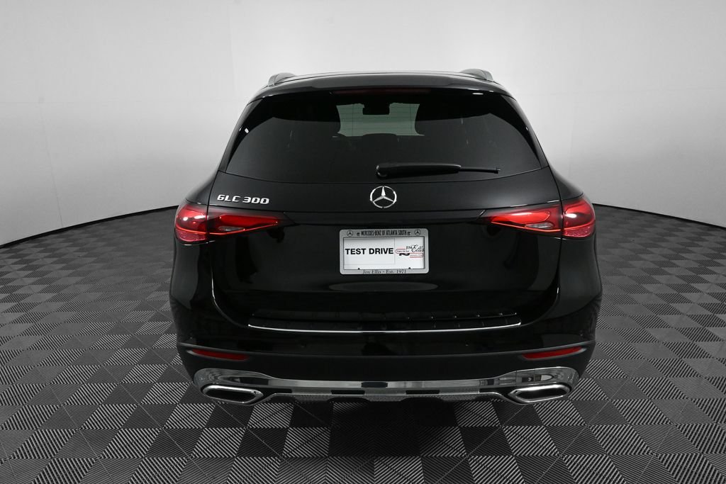 Certified Used 2026  Mercedes-Benz GLC 300 image 28