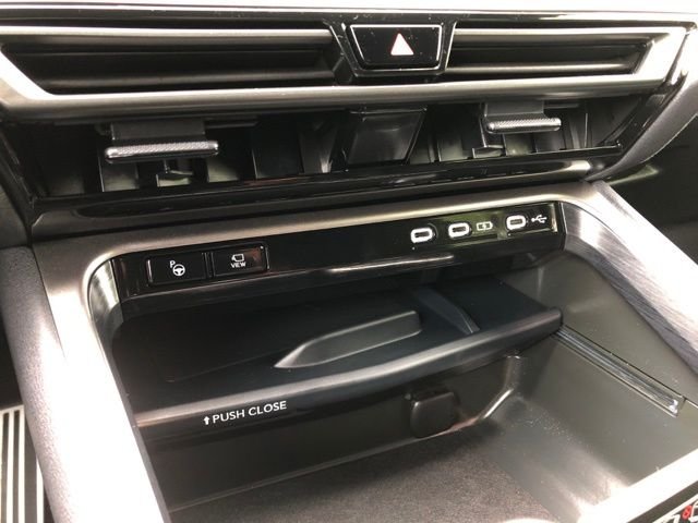 Used 2026  Lexus 350 F SPORT Handling image 33