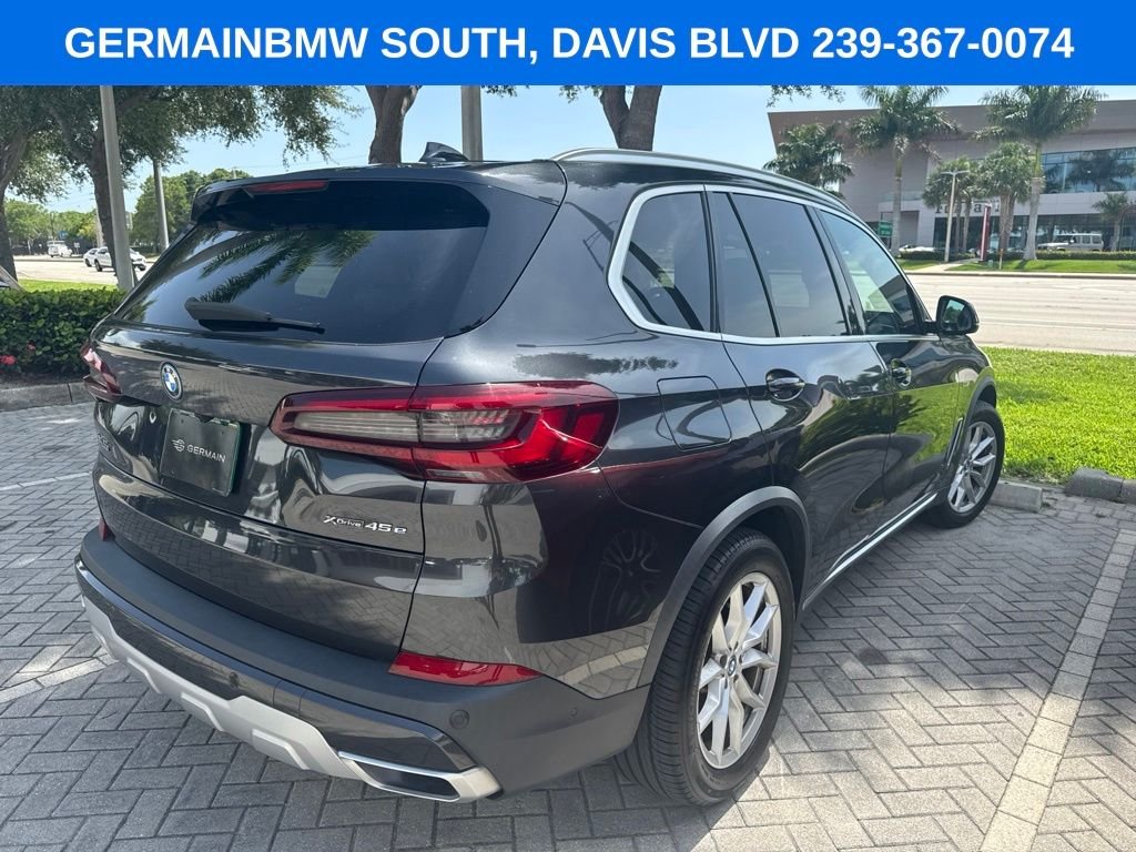 Certified Used 2022 Dark Graphite BMW xDrive45e image 6