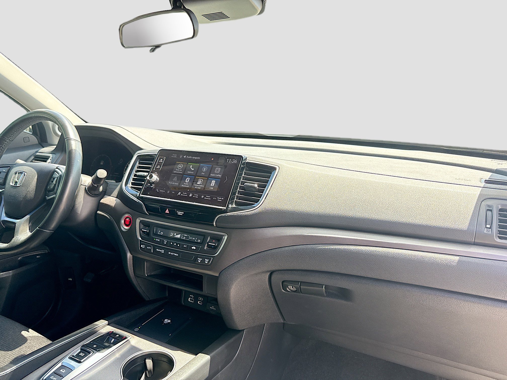 2025 Honda Ridgeline Sport - Photo 32