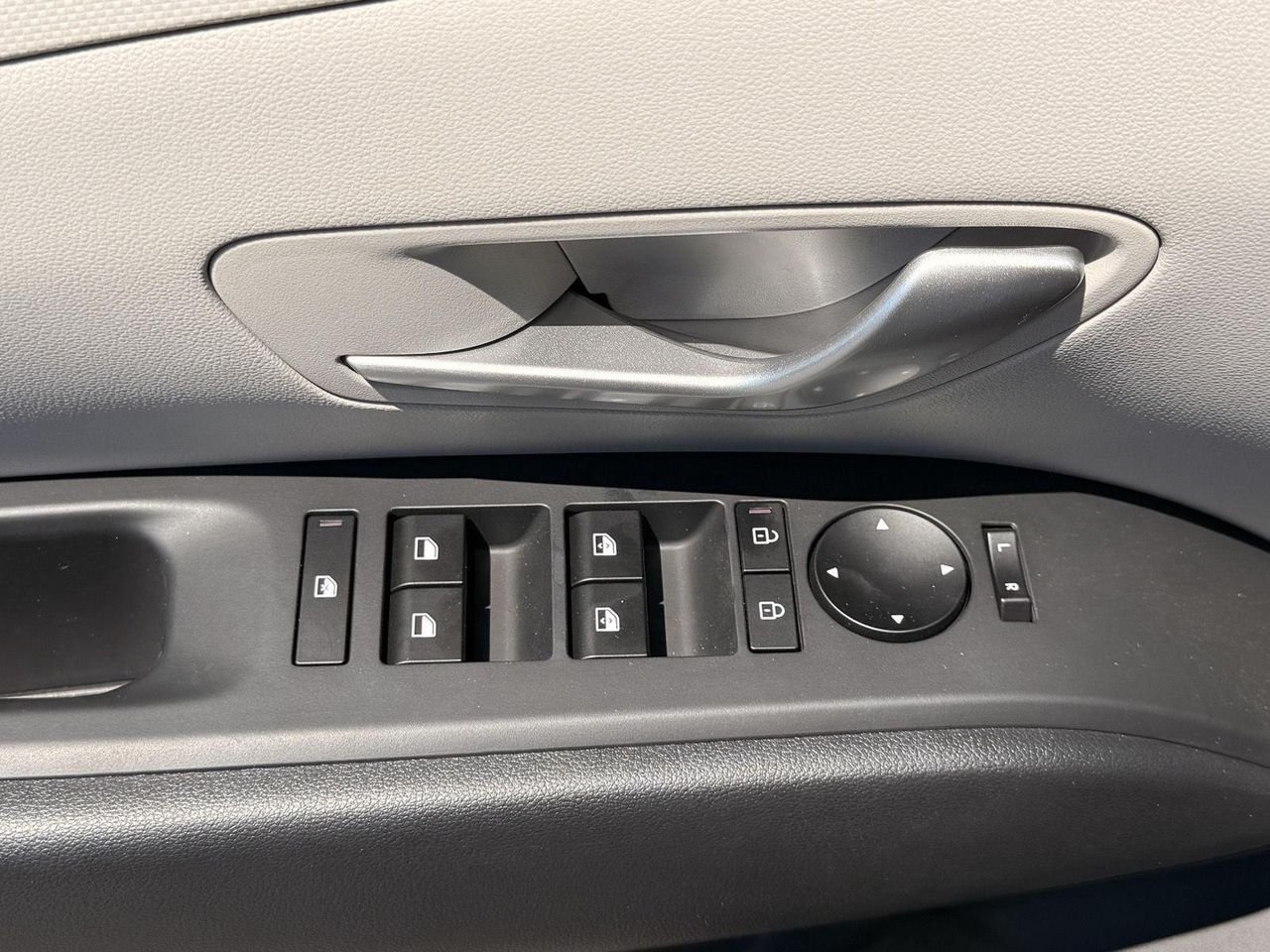 New 2026 Ecotronic Gray Hyundai SEL AWD image 11