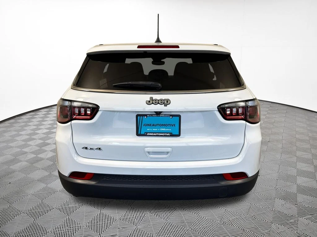 Used 2023 White Jeep Sport image 10