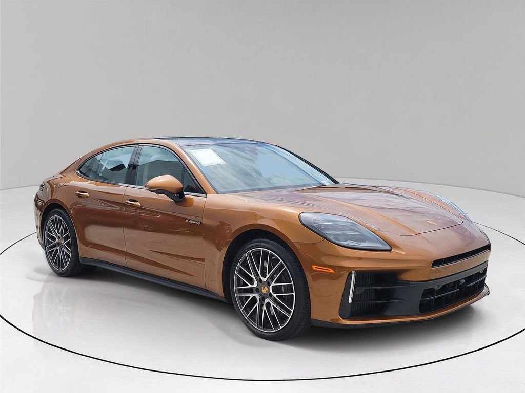 2025 Porsche Panamera 4 E-Hybrid's photo