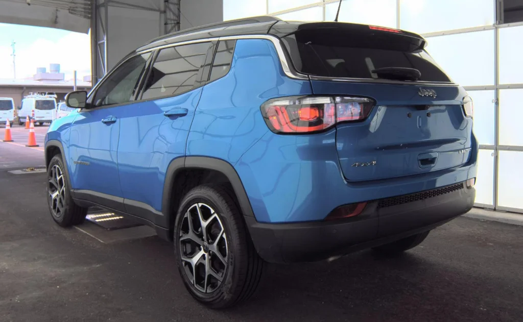 Used 2025 Blue Jeep Limited image 5