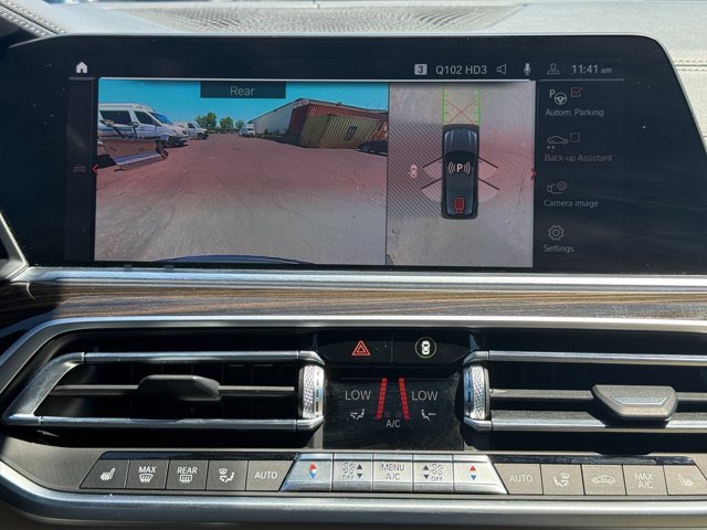 Used 2020 Arctic Gray Metallic BMW xDrive40i image 16