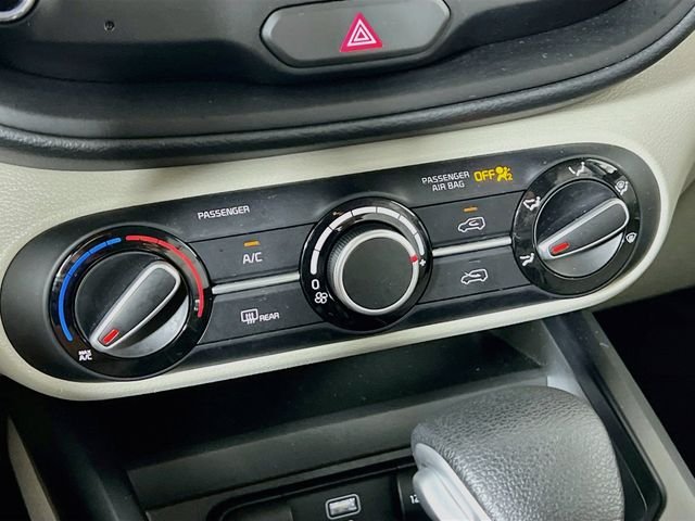 2025 Kia Soul LX - Photo 18