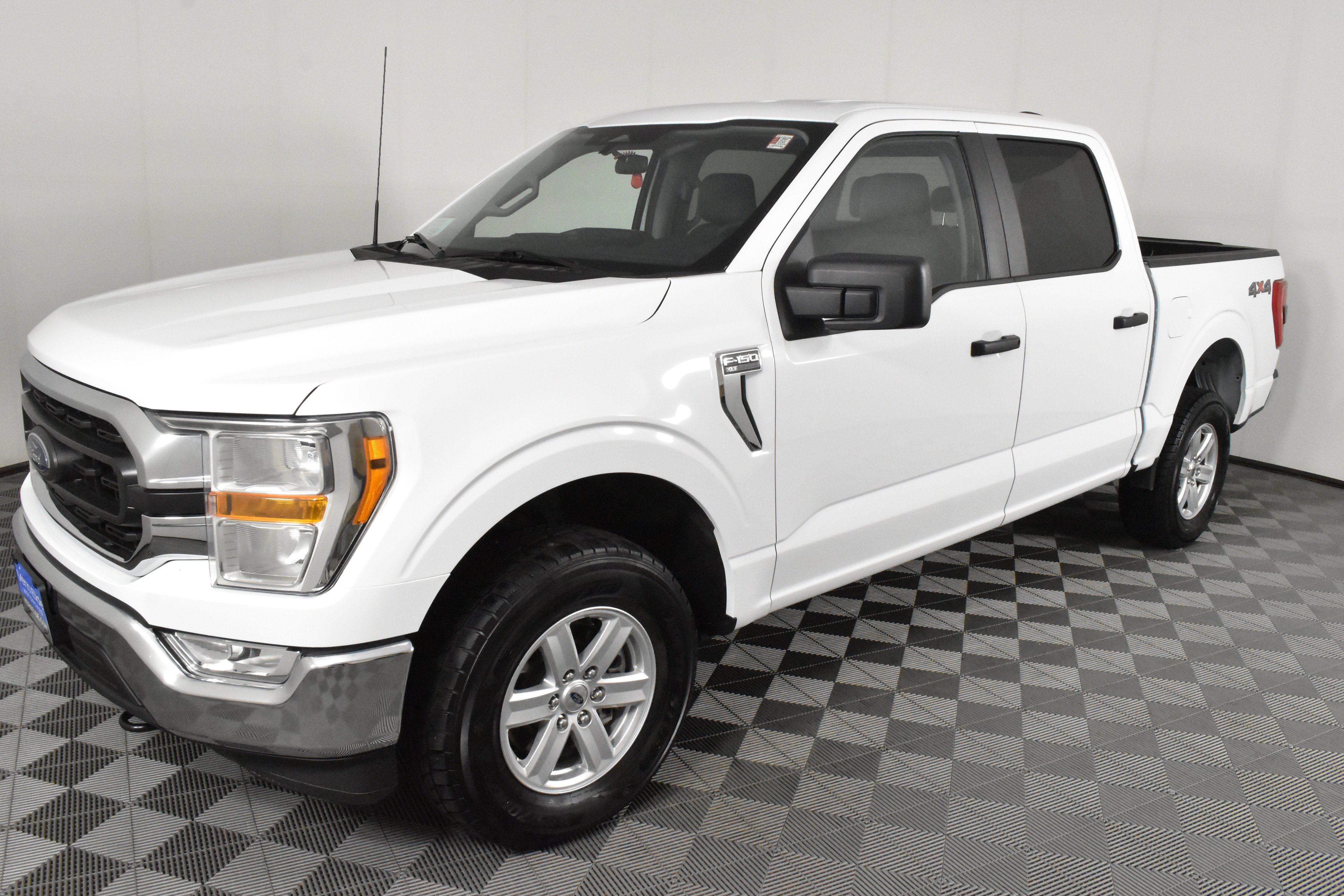 2022 Ford F-150 XLT - Photo 10