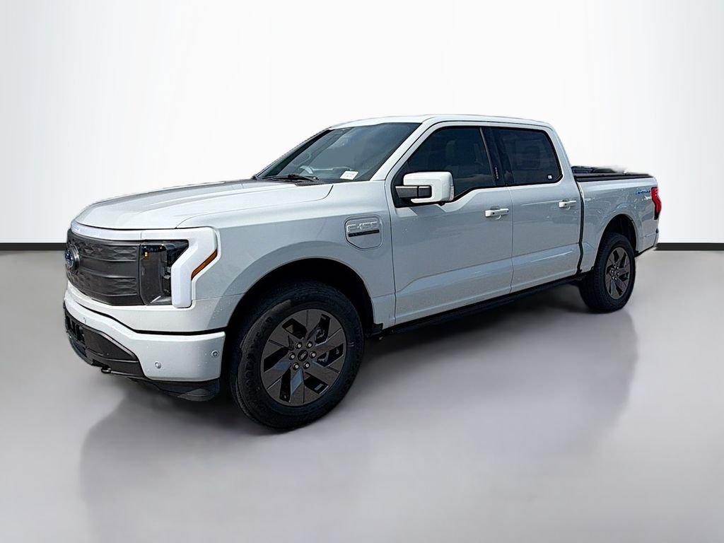 Used 2023 Avalanche Ford Lariat image 1