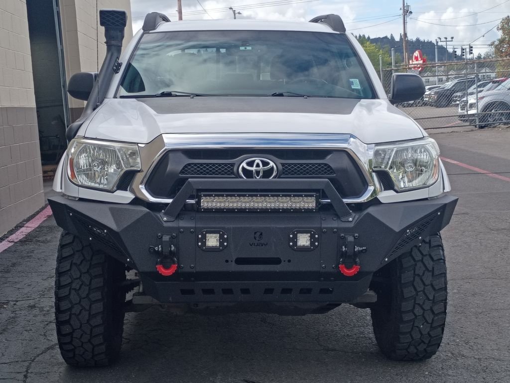 Used 2012 Super White Toyota Base image 13