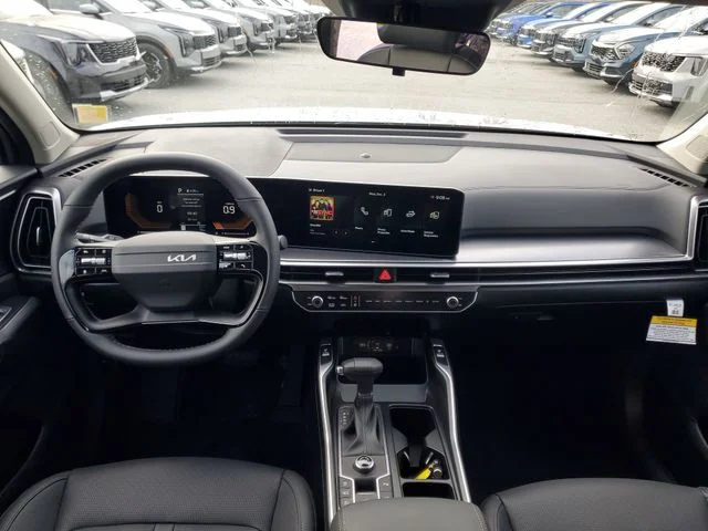 New 2026 Wolf Gray Kia S image 22