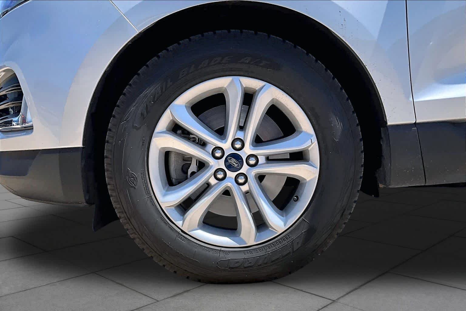 Used 2019 Ingot Silver Ford SEL image 11