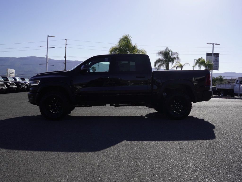 New 2026 Diamond Black Crystal Pearl-Coat Exterior Paint RAM RHO image 6