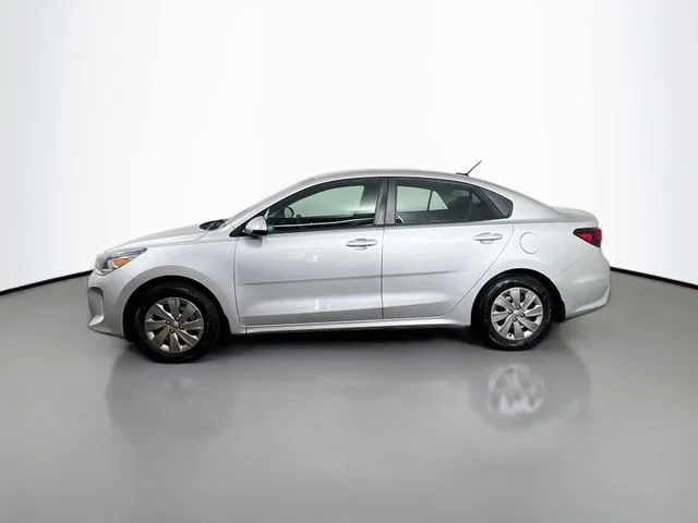 Used 2018 Silky Silver Kia S image 6