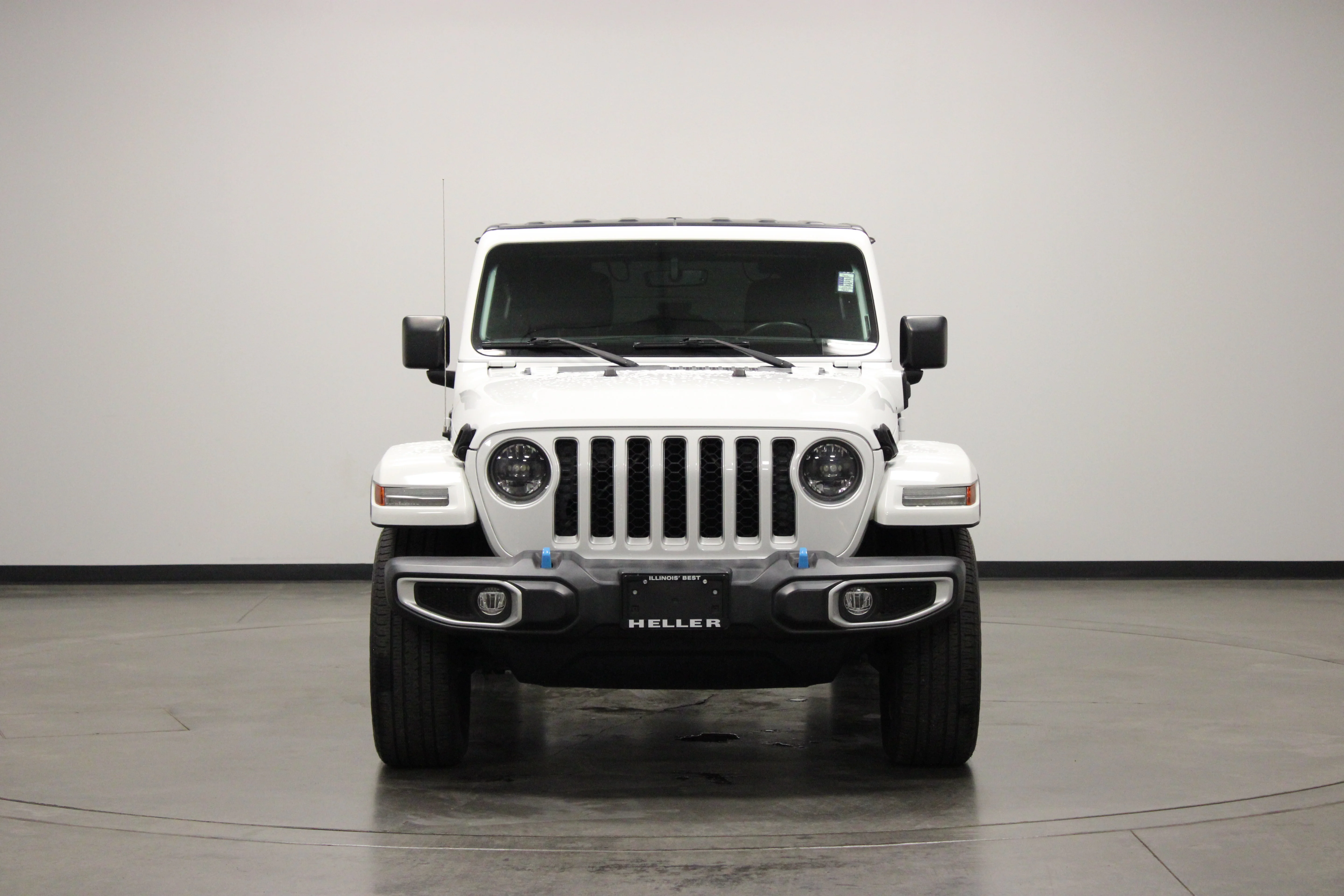 Used 2023 Bright White Clearcoat Jeep Sahara image 3