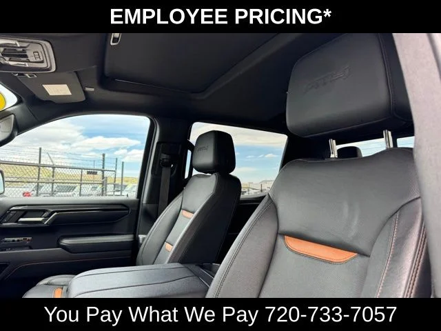 Used 2024 White GMC AT4 image 13