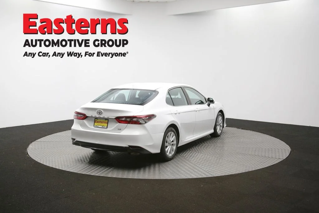 Used 2022 White Toyota LE image 37