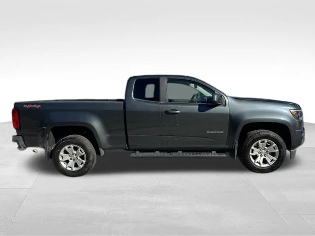 Used 2015 Gray Chevrolet LT image 9