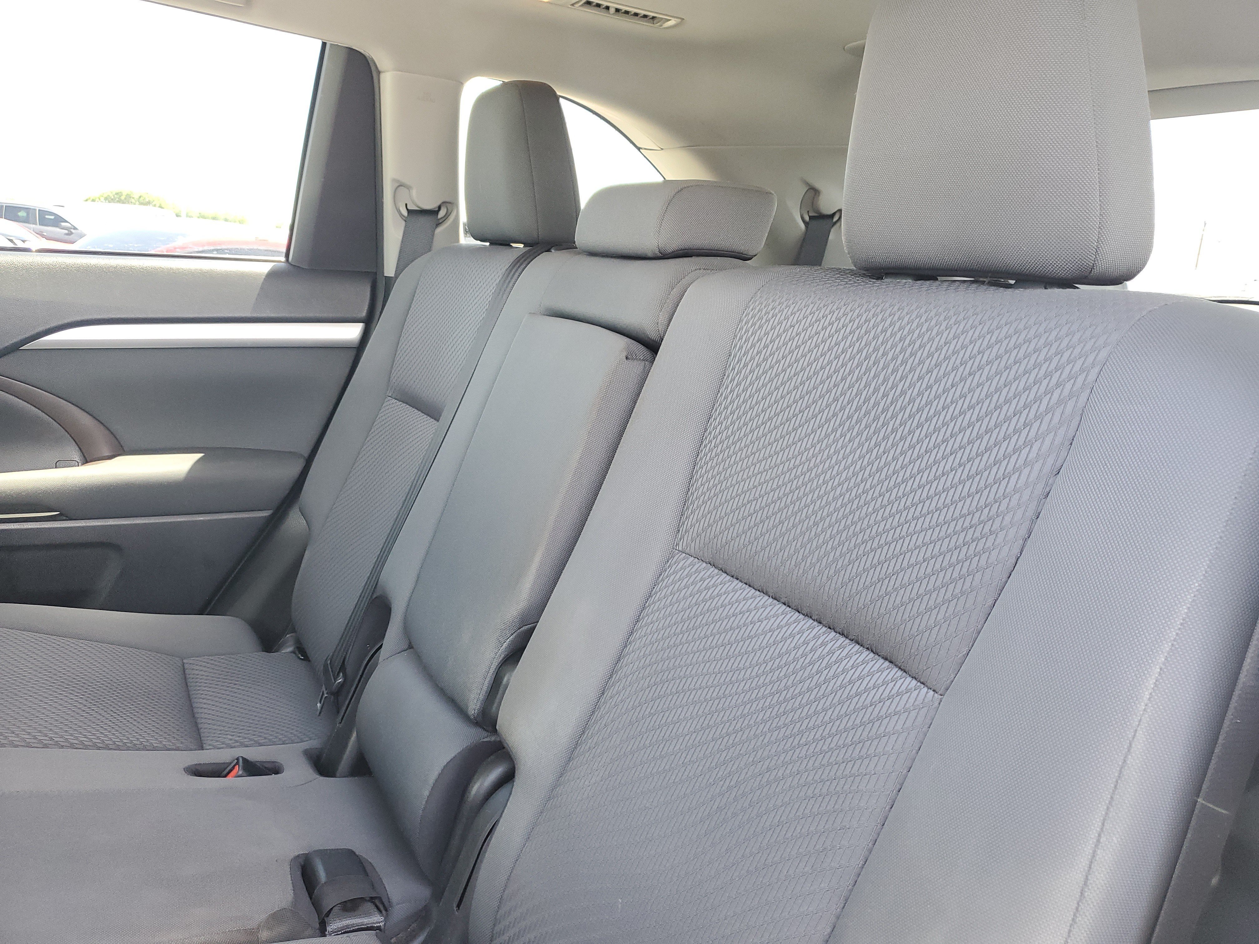 Used 2019 Celestial Silver Metallic Toyota LE image 10