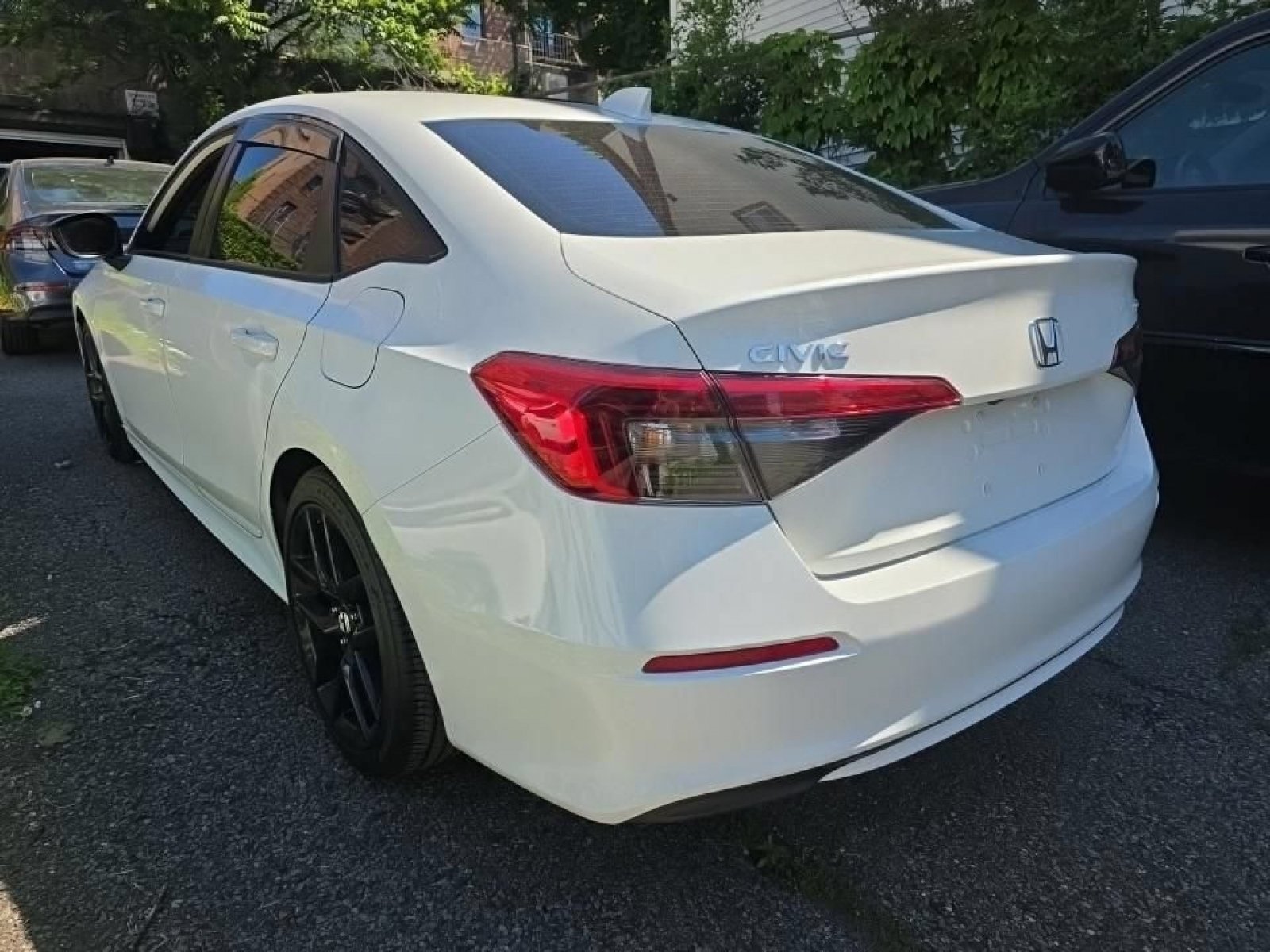 Certified Used 2024 Platinum White Pearl Honda Sport image 8