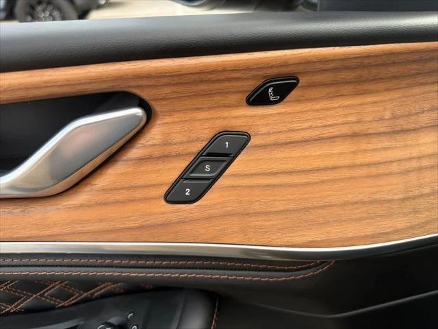 New 2026 Copper Shino Metallic Clear-Coat Exterior Paint Jeep Summit image 19