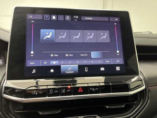 Used 2023 Laser Blue Pearlcoat Jeep Trailhawk image 18