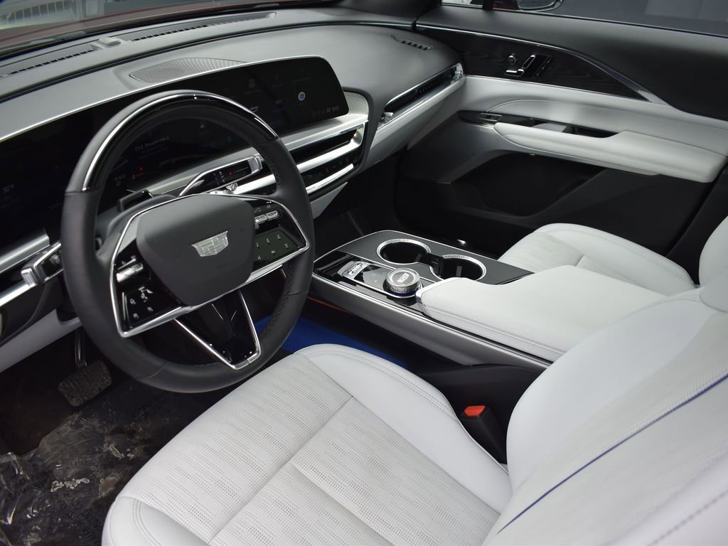 2024 CADILLAC LYRIQ - Image 10