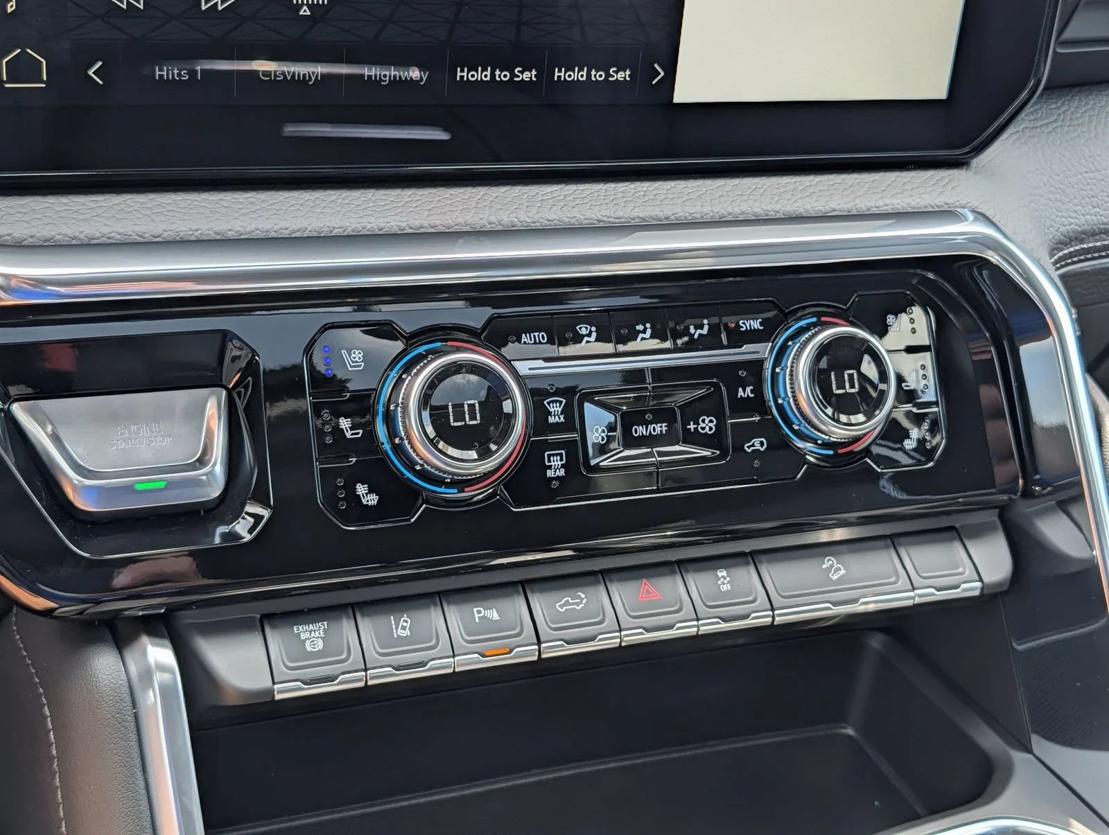 2026 GMC Sierra 3500HD Denali - Photo 11