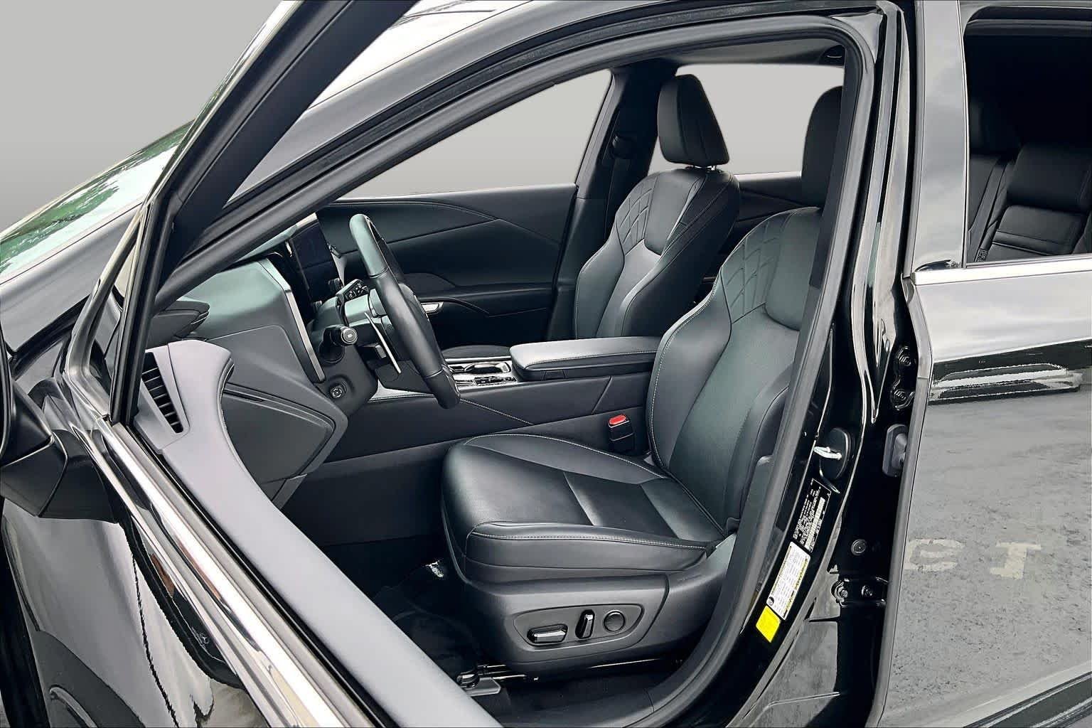Used 2024 Caviar Lexus Premium image 15