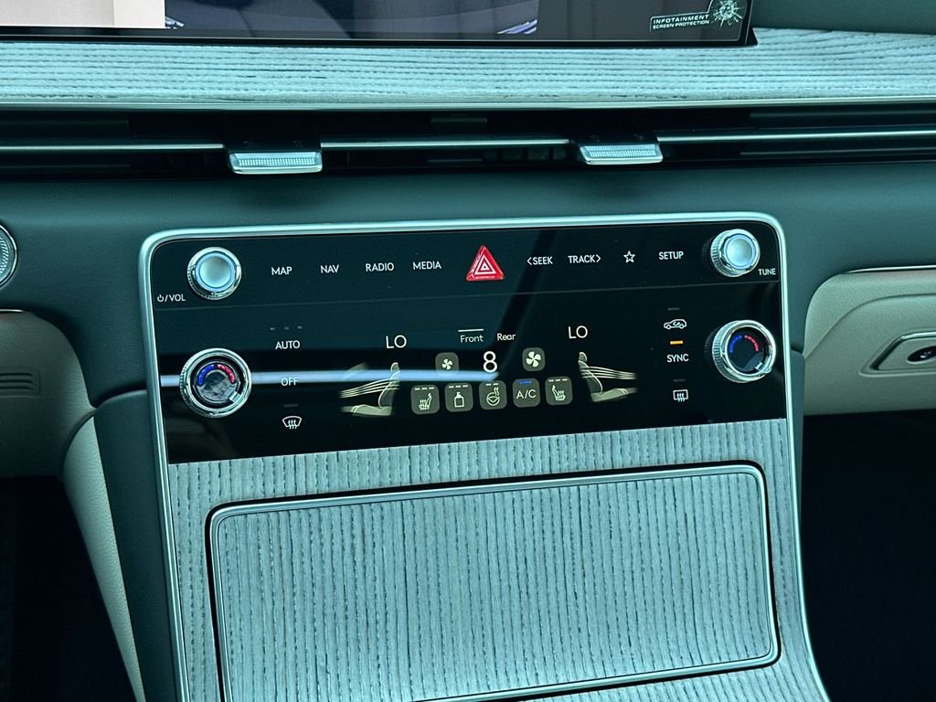 New 2026 Silver Genesis 2.5T Select image 21