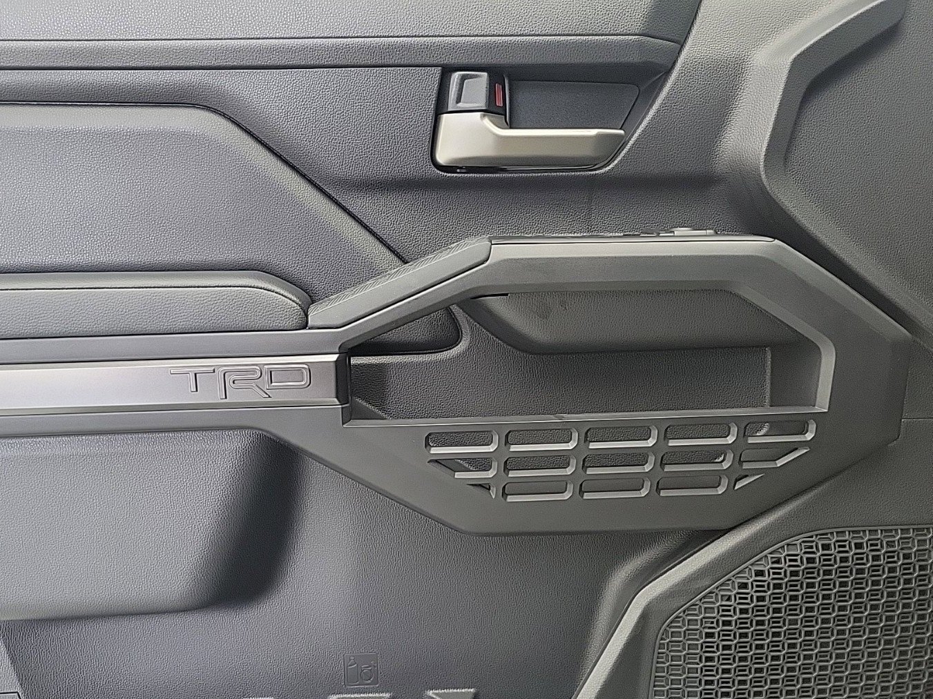 2025 Toyota Tacoma TRD Off Road - Photo 21