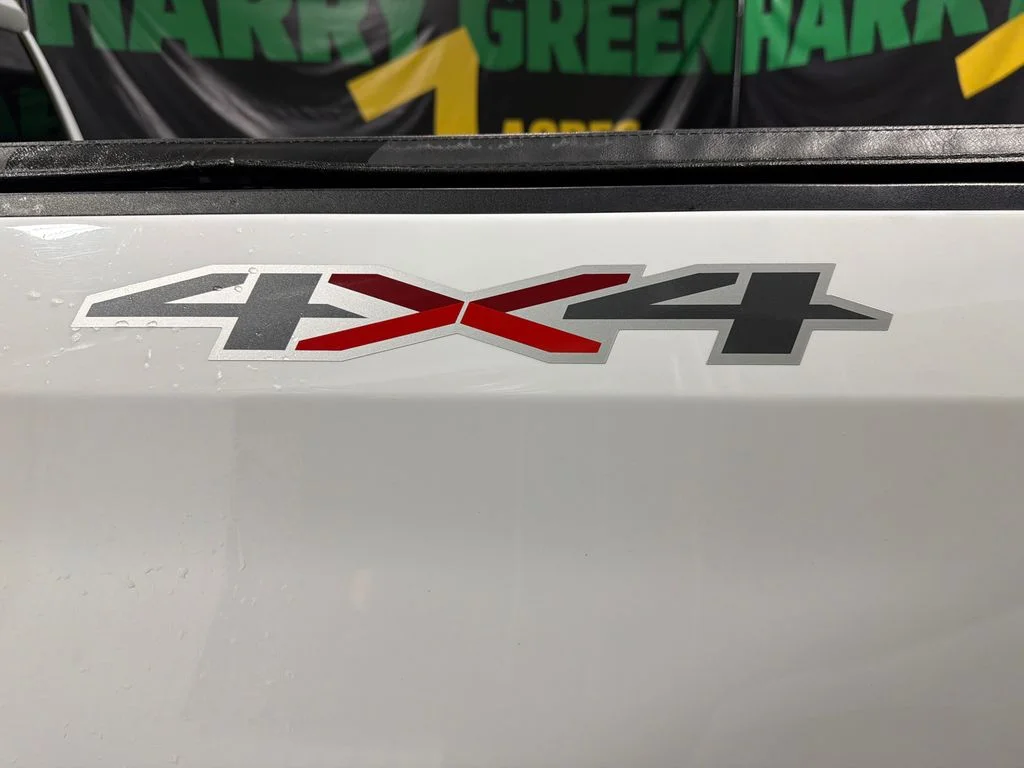 Used 2021 Summit White Chevrolet Custom image 11