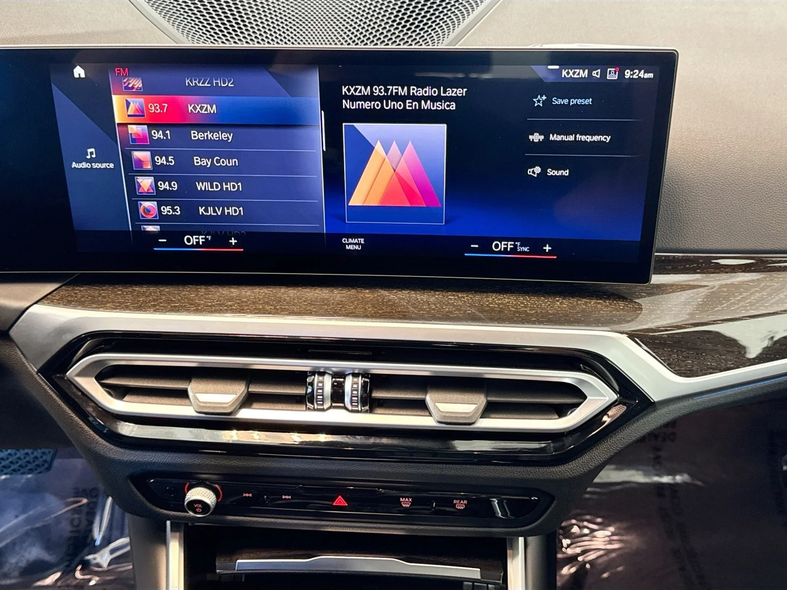 Used 2023 Skyscraper Grey Metallic BMW eDrive35 image 16