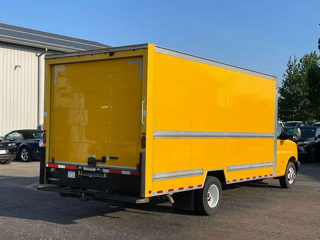 Used 2021  GMC Work Van image 2
