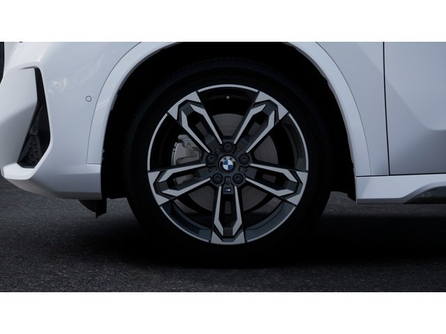 New 2027 Alpine White BMW xDrive28i image 7