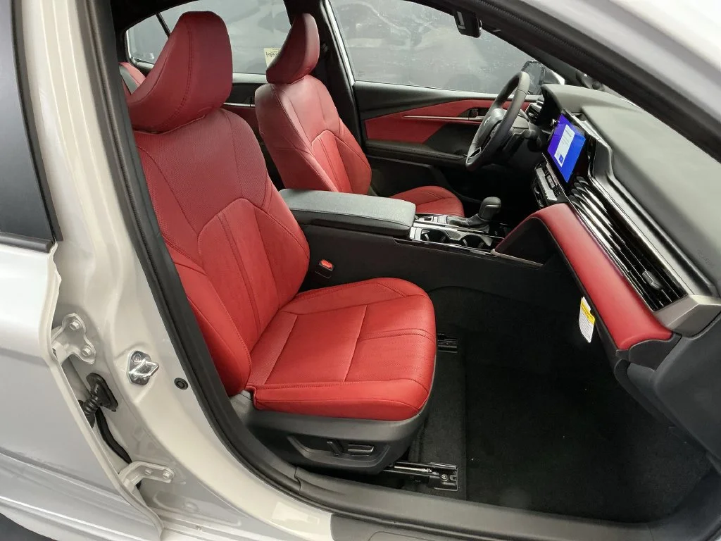 New 2026 Wind Chill Pearl Toyota XSE image 26
