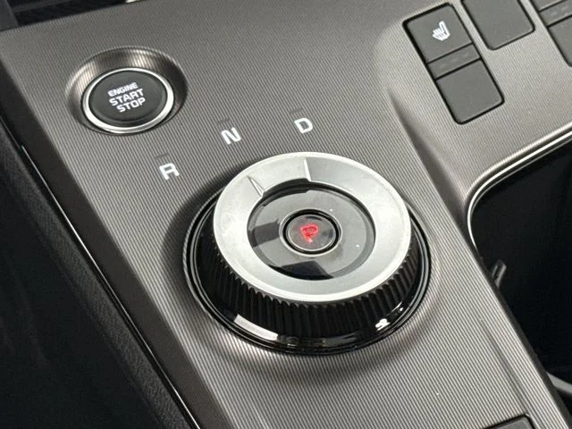 New 2026 Snow White Pearl Kia EX image 19