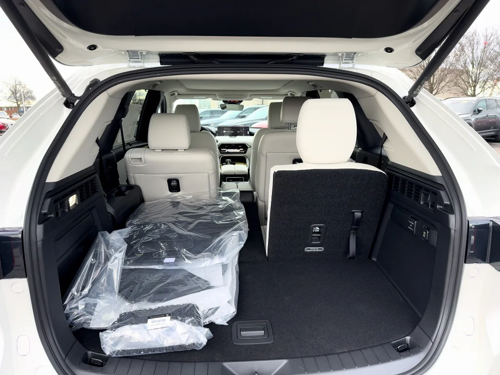 2026 Mazda CX-90 Premium Plus Package - Photo 11