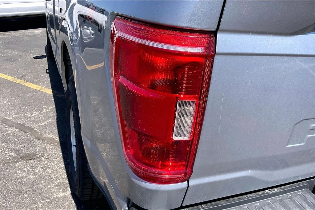 Certified Used 2022 Silver Metallic Ford XLT image 28