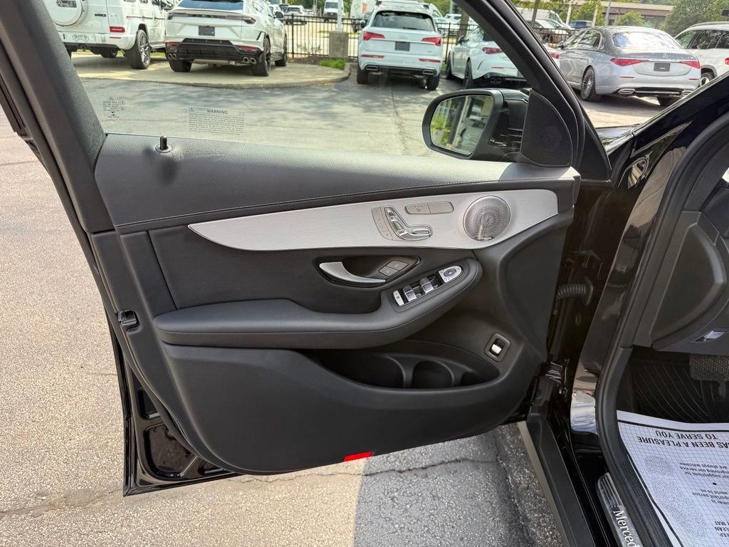 Certified Used 2023  Mercedes-Benz GLC 300 Coupe image 15