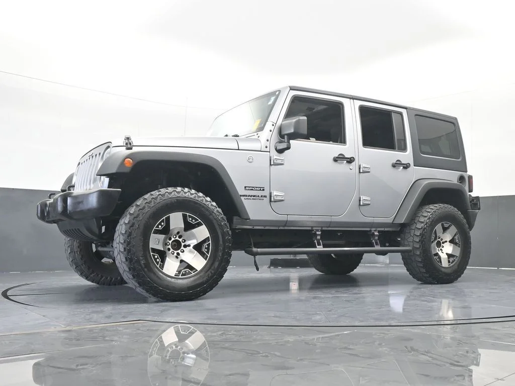 Used 2016 Billet Silver Metallic Clearcoat Jeep Unlimited Sport image 55