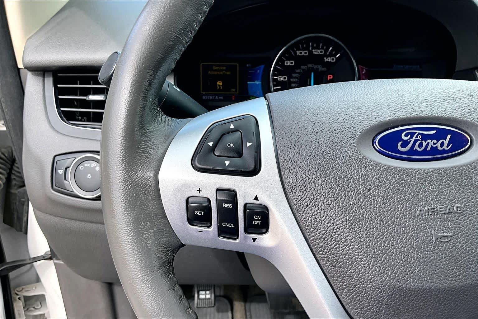Used 2013 White Platinum Metallic Tri-Coat Ford SEL image 26