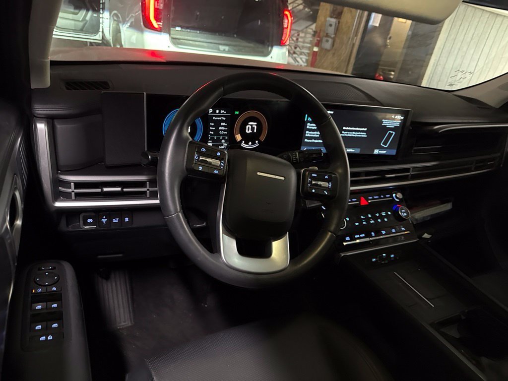 Certified Used 2026 Black Hyundai SEL image 6