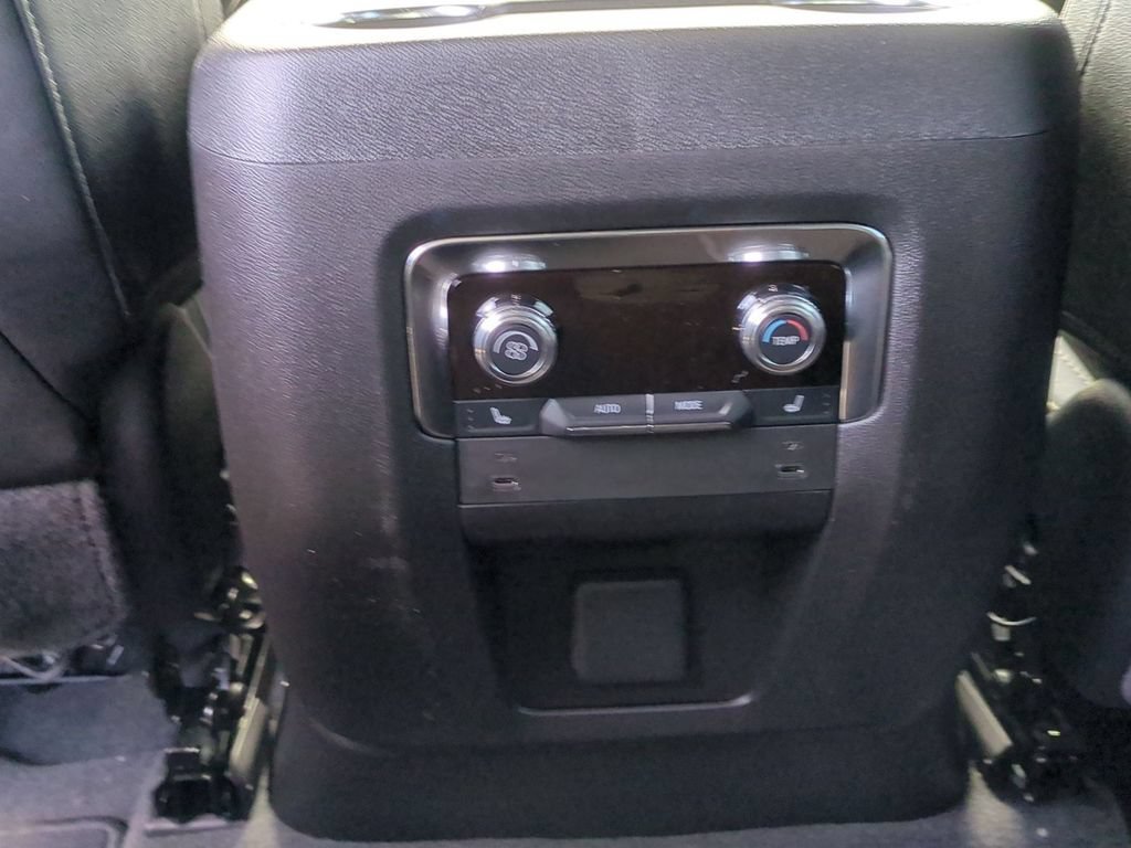 2026 GMC Yukon XL Elevation - Photo 26