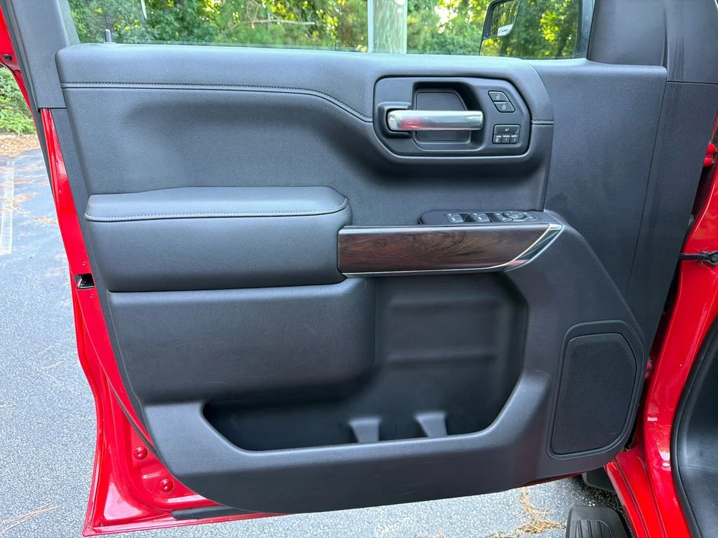 Used 2019 Red GMC SLT image 10