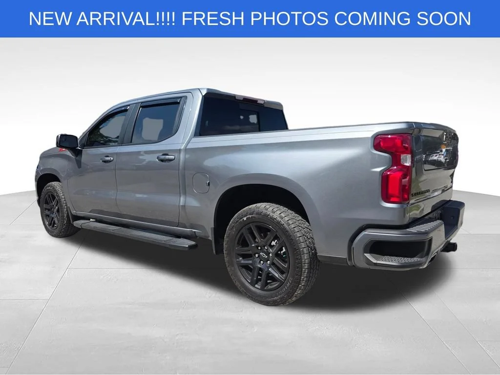 Used 2022 Satin Steel Metallic Chevrolet RST image 5