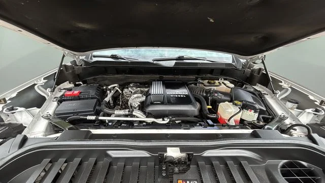 Used 2022 Beige Chevrolet High Country image 33